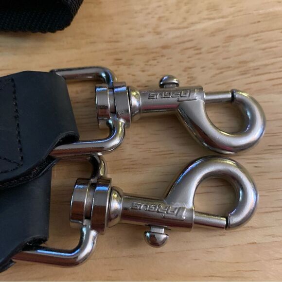 Targus Laptop Bag Replacement Strap Nylon Black & Silver Tone 56” - Picture 2 of 5